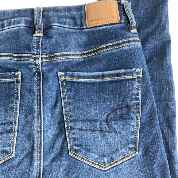 American Eagle Next Level Stretch Curvy Super Hi-Rise dark wash jeggings - Picture 11 of 15
